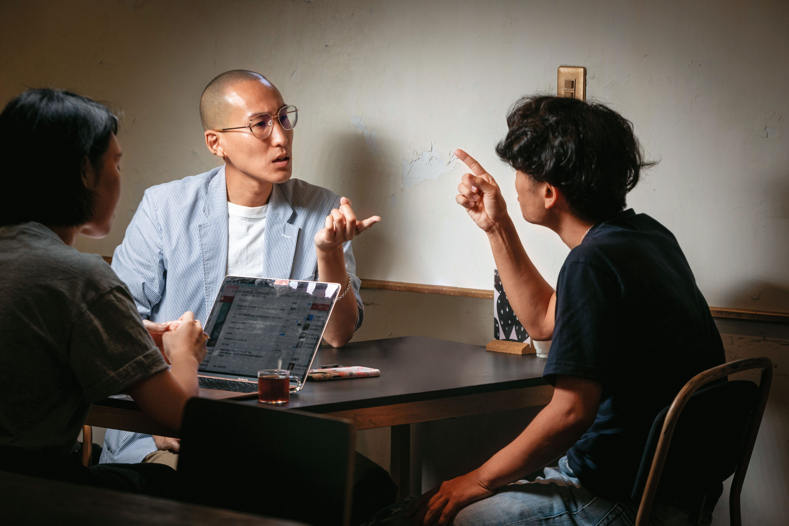 【這世界沒有童話】劉珞亦酒後被摸下體「越想越不對勁」 唐福睿:臭直男也是父權受害者