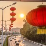 新规明天起实施:2025年法定节假日增加2天 优化调休