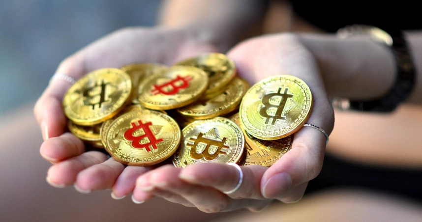 加密貨幣平台錯匯2.2億鉅款「7個月後才發現」　澳女買豪宅名車揮霍…悲慘下場出爐